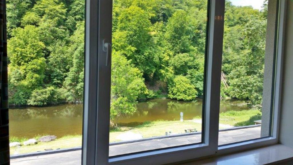 J-Club De Knapzak / La Besace Villa Bohan Buitenkant foto